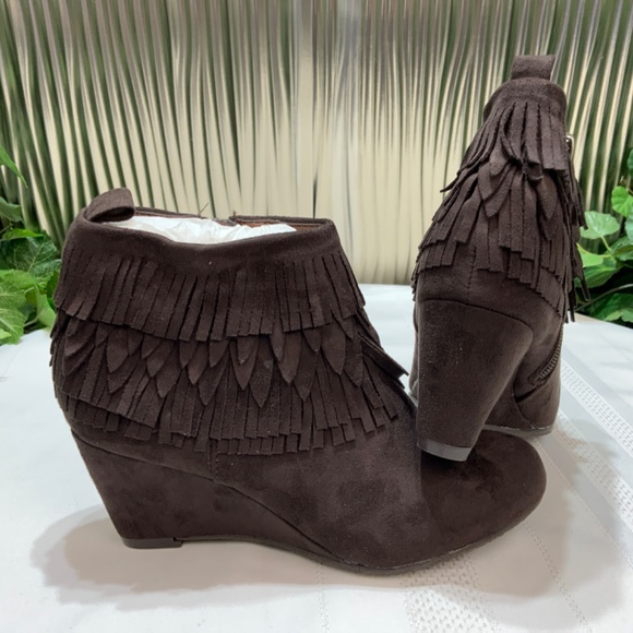 New Women's GC Shoes Grace Bootie Brown Size 6 - Picture 2 of 6
